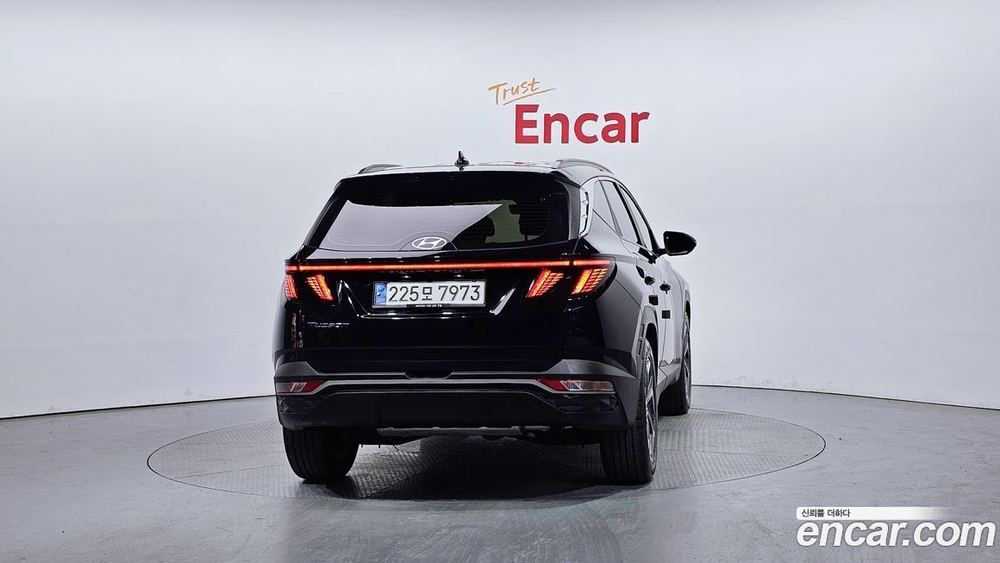 Hyundai Tucson (NX4) Бензин 1.6 Turbo 2WD (12.2020)