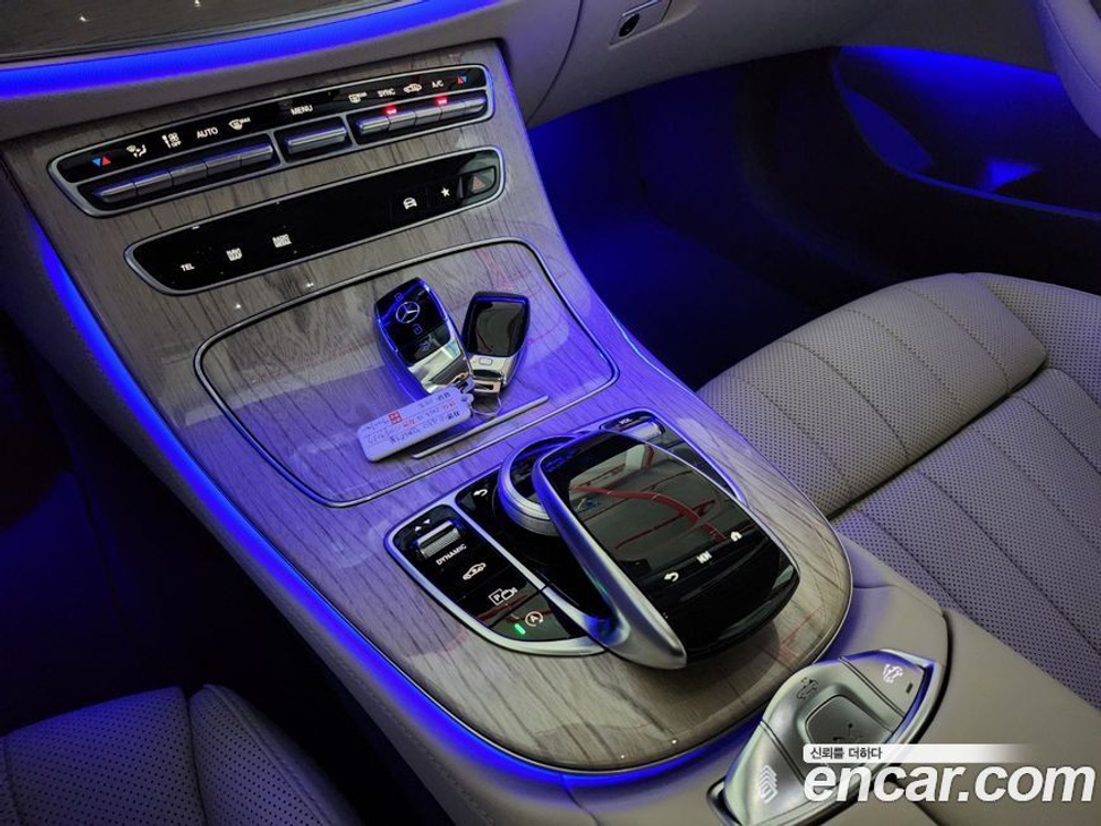 Mercedes-Benz E-Class W213 E450 4MATIC Cabriolet (12.2023)