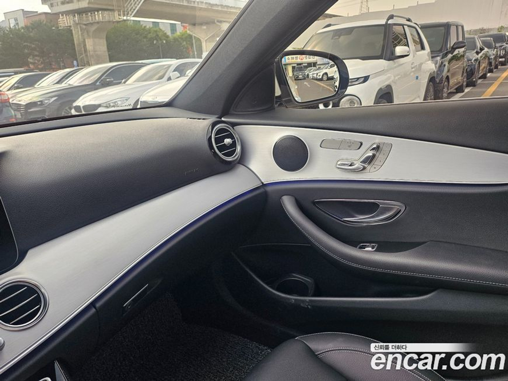 Mercedes-Benz E-Class W213 E250 Avangarde (04.2021)
