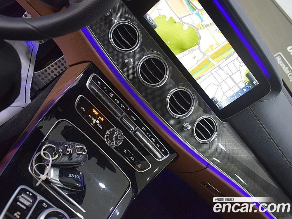 Mercedes-Benz E-Class W213 E350 4MATIC AMG Line (09.2019)