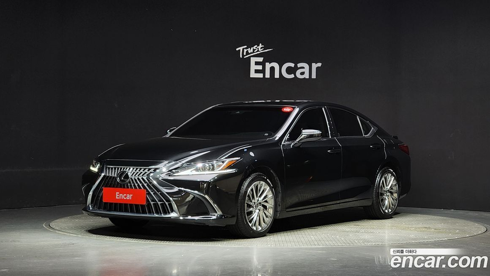 Lexus ES300h 7 Generation Luxury Plus (11.2022)