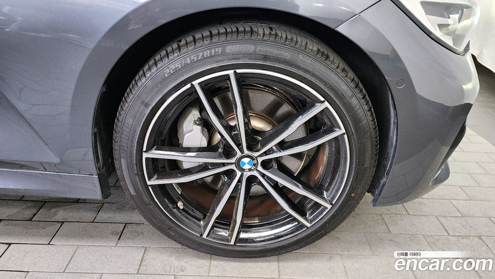 BMW 3 Series (G20) 330e M Sports (06.2021)