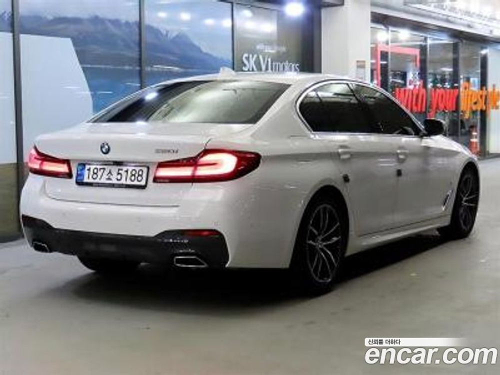 BMW 5 Series (G30) 520i M Sports (01.2023)