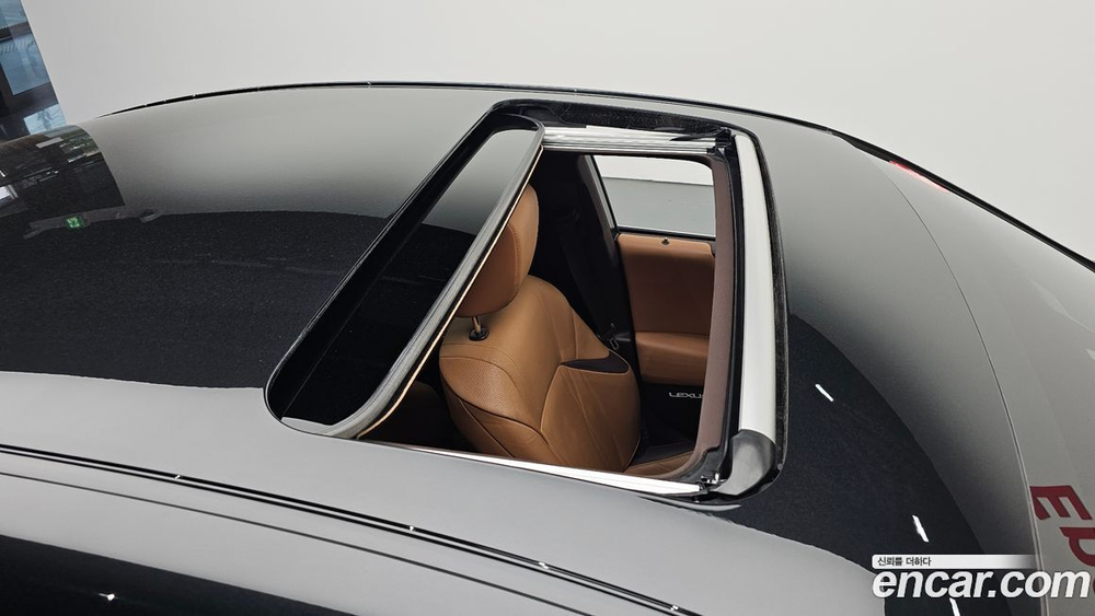 Lexus ES300h 7 Generation Executive (12.2020)