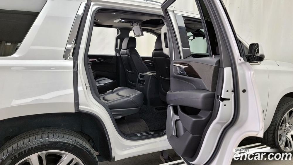 Cadillac Escalade 6.2 (11.2020)