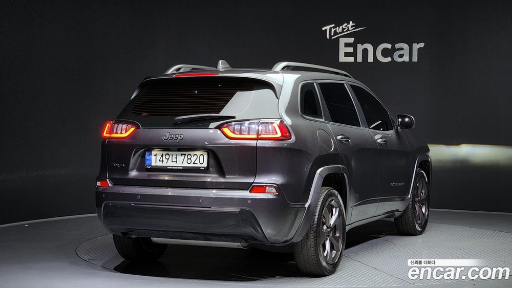 Jeep Cherokee (KL) 2.4 80주년 AWD (04.2021)
