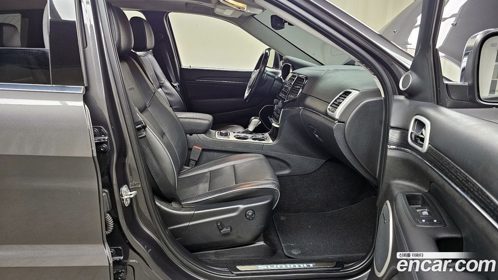 Jeep Grand Cherokee 3.0 Дизель 오버랜드서밋 (11.2019)