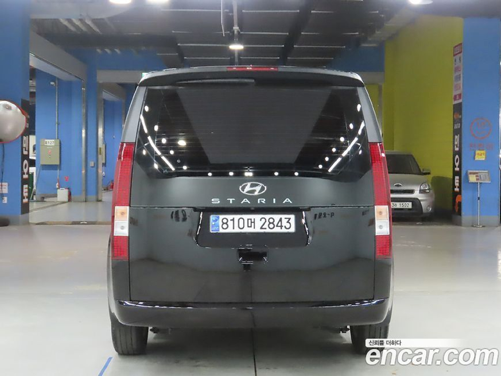 Hyundai Staria Cargo 3-х местный (12.2022)