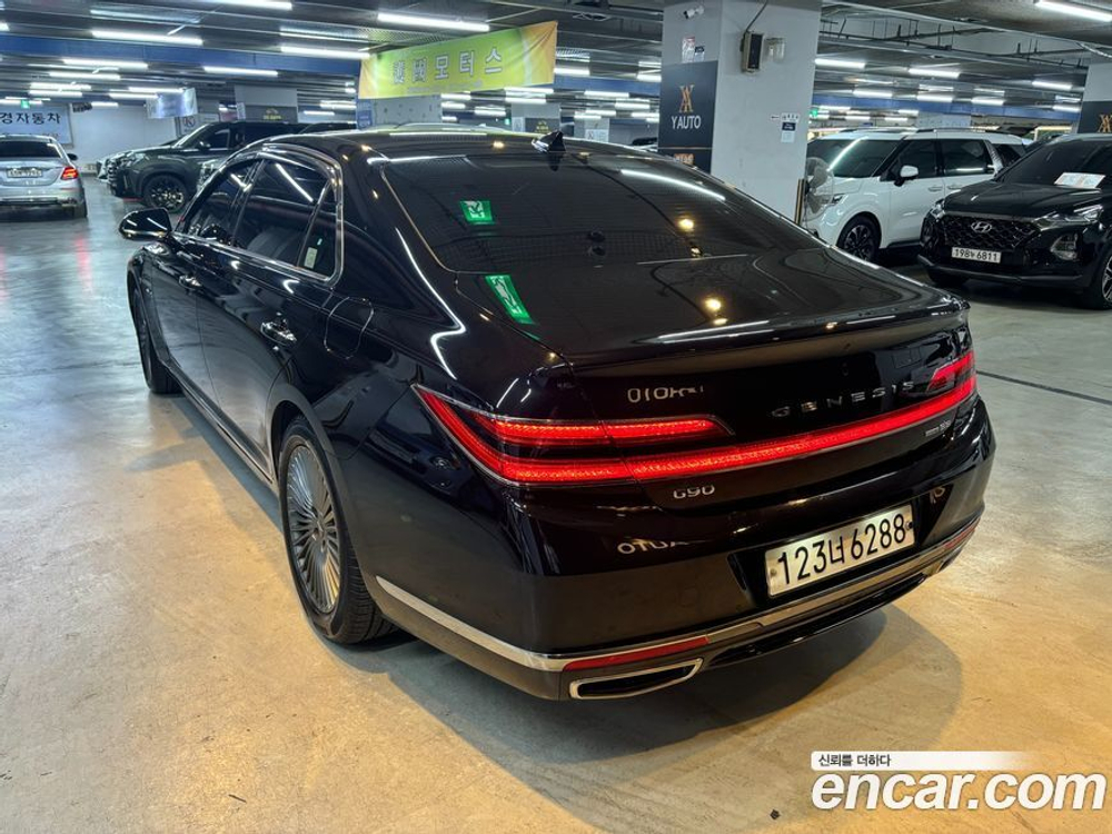 Genesis G90 3.8 AWD (09.2019)