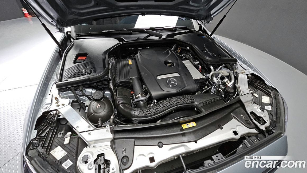 Mercedes-Benz E-Class W213 E250 Exclusive (02.2021)