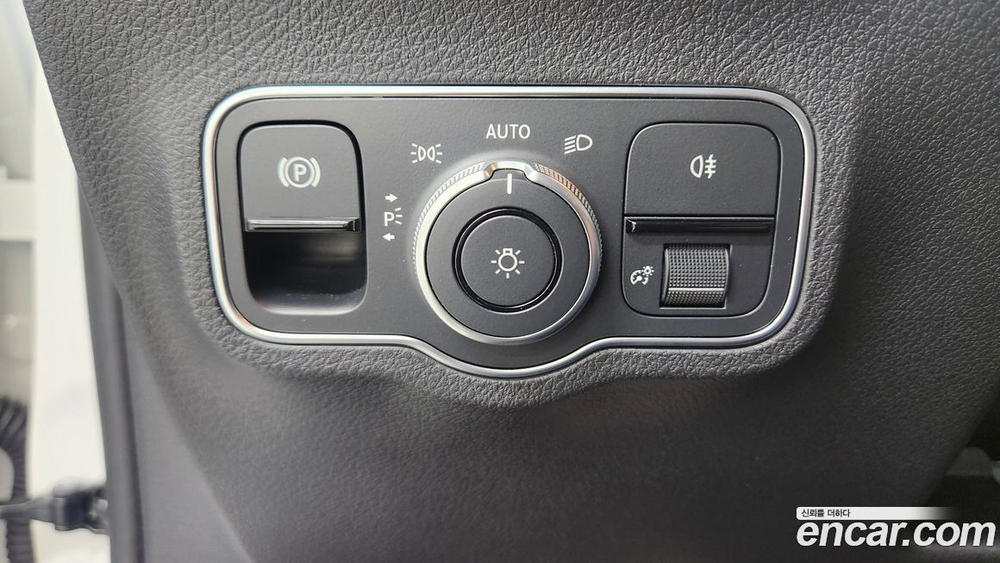 Mercedes-Benz GLB-Class X247 GLB250 4MATIC (10.2023)