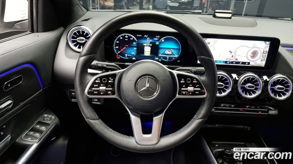 Mercedes-Benz GLA-Class H247 GLA220 (03.2021)