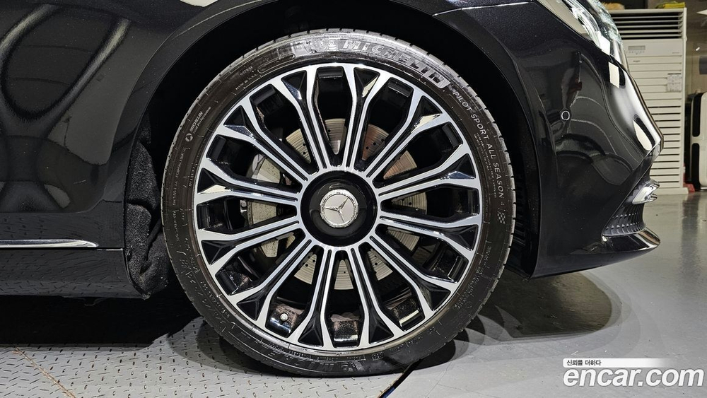 Mercedes-Benz S-Class W222 S560L 4MATIC (10.2020)