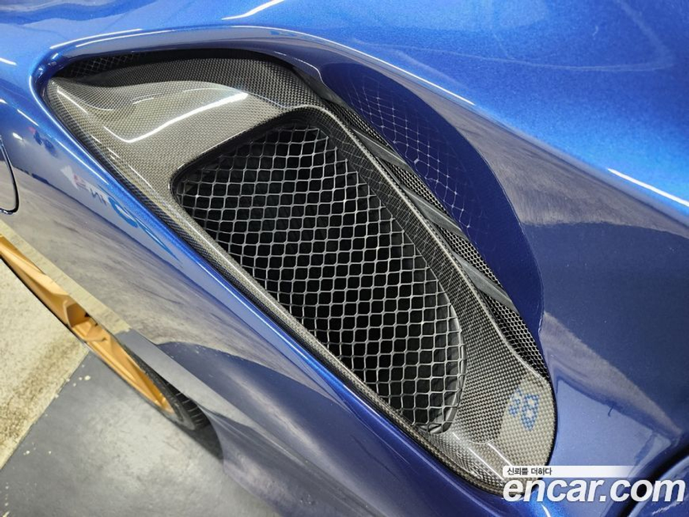 Ferrari 488 피스타 3.9 Spider (12.2020)