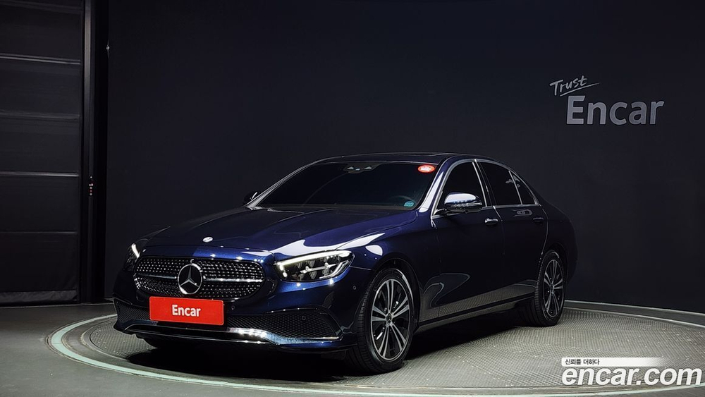 Mercedes-Benz E-Class W213 E250 Avangarde (03.2022)