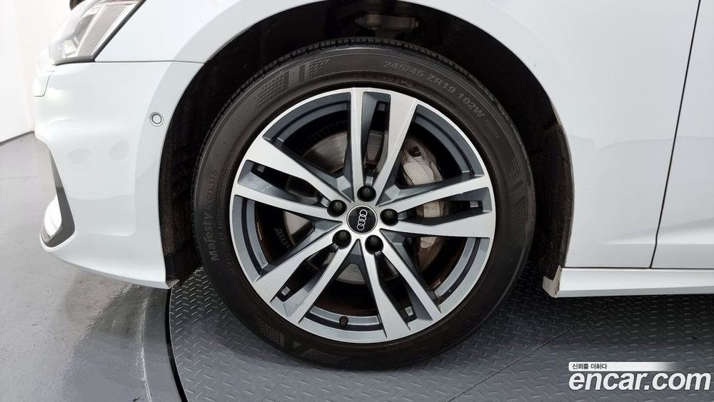Audi A6 (C8) 45 TDI Quattro Premium (07.2021)