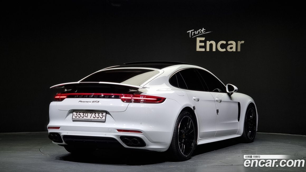 Porsche Panamera (971) 3.0 AWD (02.2020)
