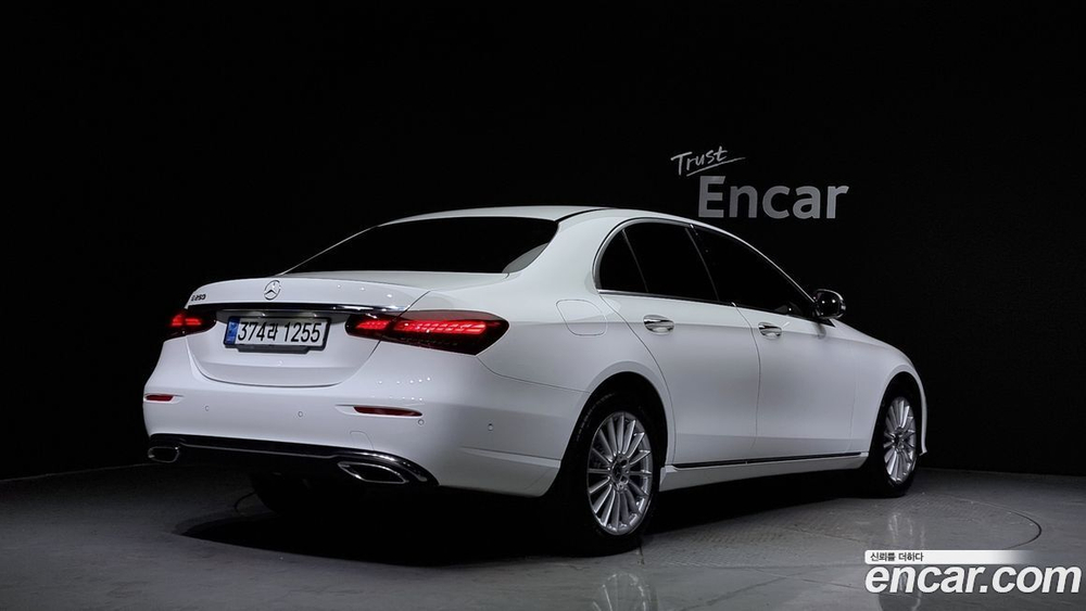 Mercedes-Benz E-Class W213 E250 Exclusive (09.2022)