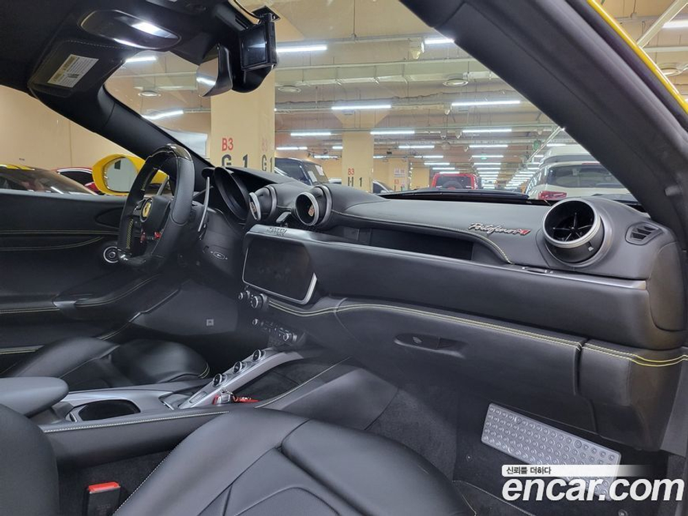 Ferrari Portofino M 3.9 V8 (10.2021)