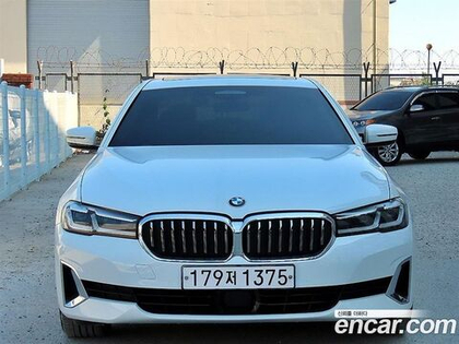 BMW 5 Series (G30) 523d Luxury (12.2022)