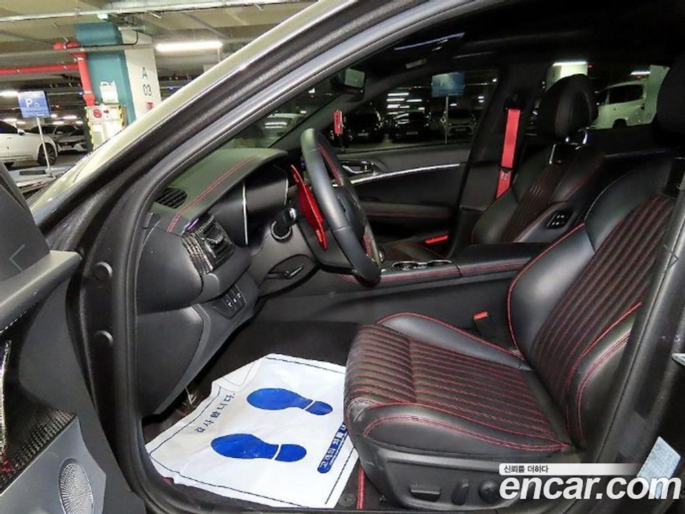 Genesis The New G70 Бензин 3.3T 2WD (01.2021)