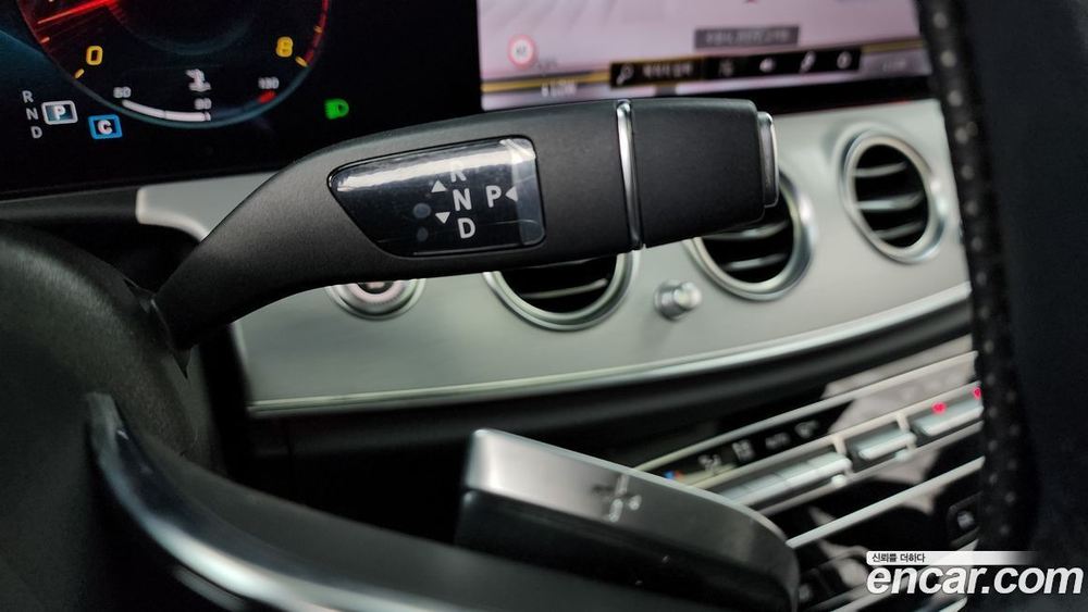 Mercedes-Benz E-Class W213 E250 Avangarde (04.2021)