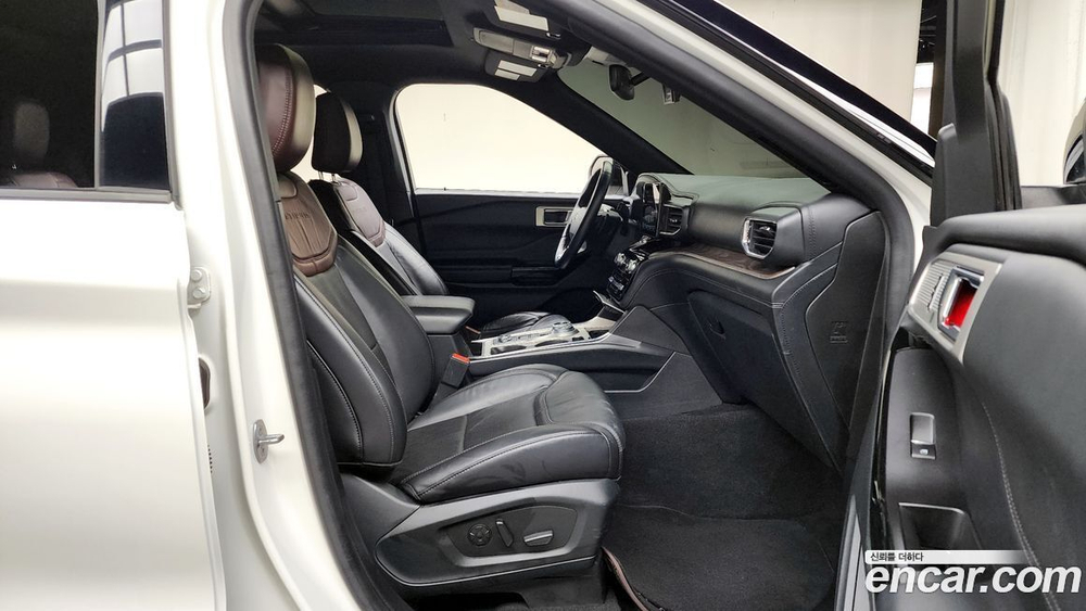 Ford Explorer 6 Generation 3.0 Platinum 4WD (04.2021)