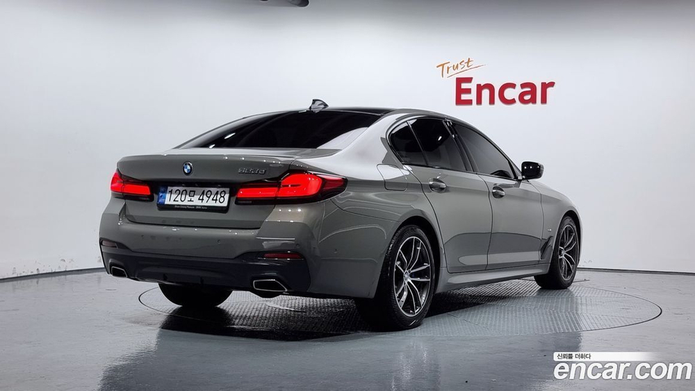 BMW 5 Series (G30) 523d M Sports (01.2021)