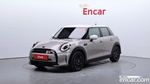 Mini Cooper 5 дверей Classic (01.2024)