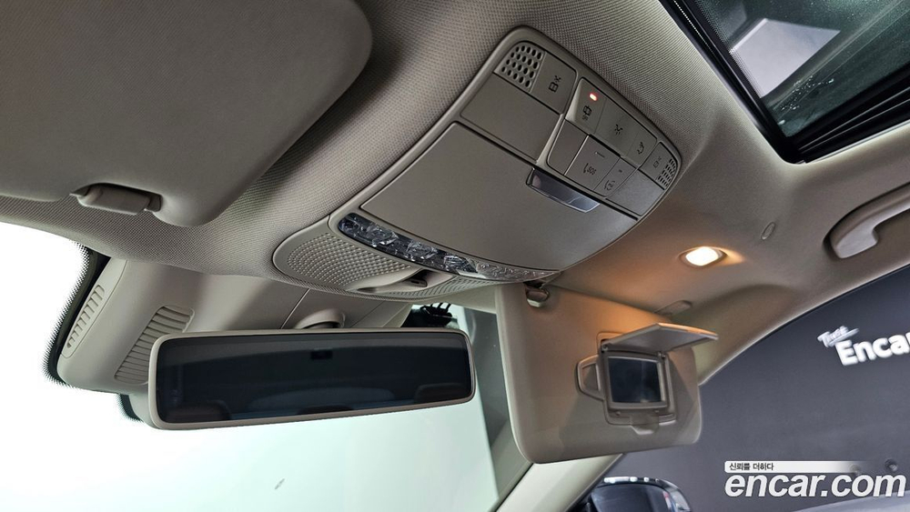 Mercedes-Benz E-Class W213 E300 Avangarde (05.2020)