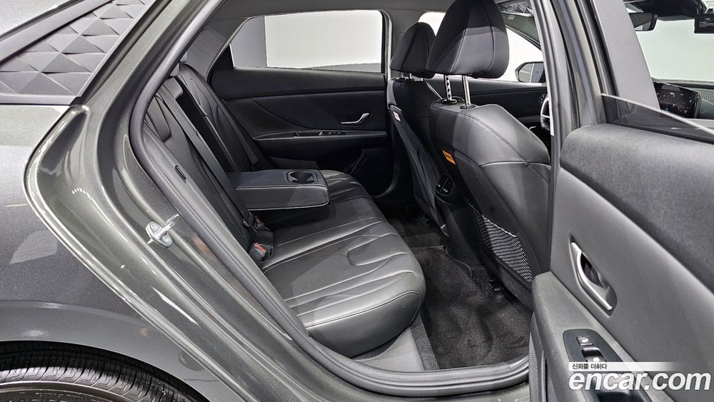 Hyundai The New Avante (CN7) 1.6 (05.2023)