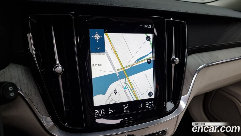 Volvo V60 Cross Country 2 Generation B5 Pro AWD (12.2020)