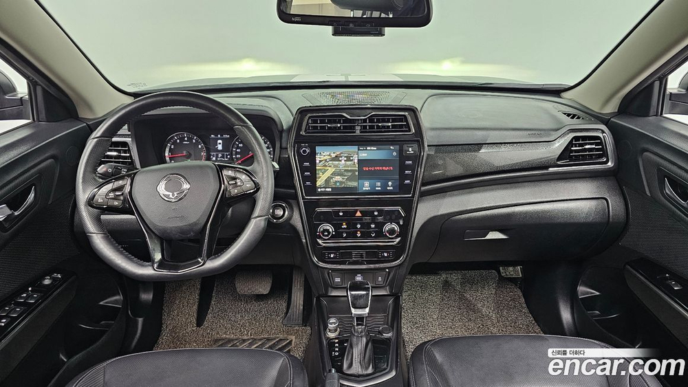 KG Mobility (Ssangyong) Very New Tivoli Бензин 1.5 2WD (11.2019)