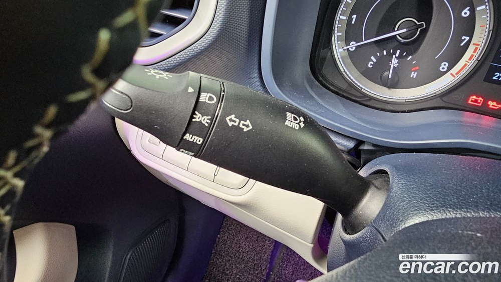Hyundai Venue 1.6 Modern (09.2020)