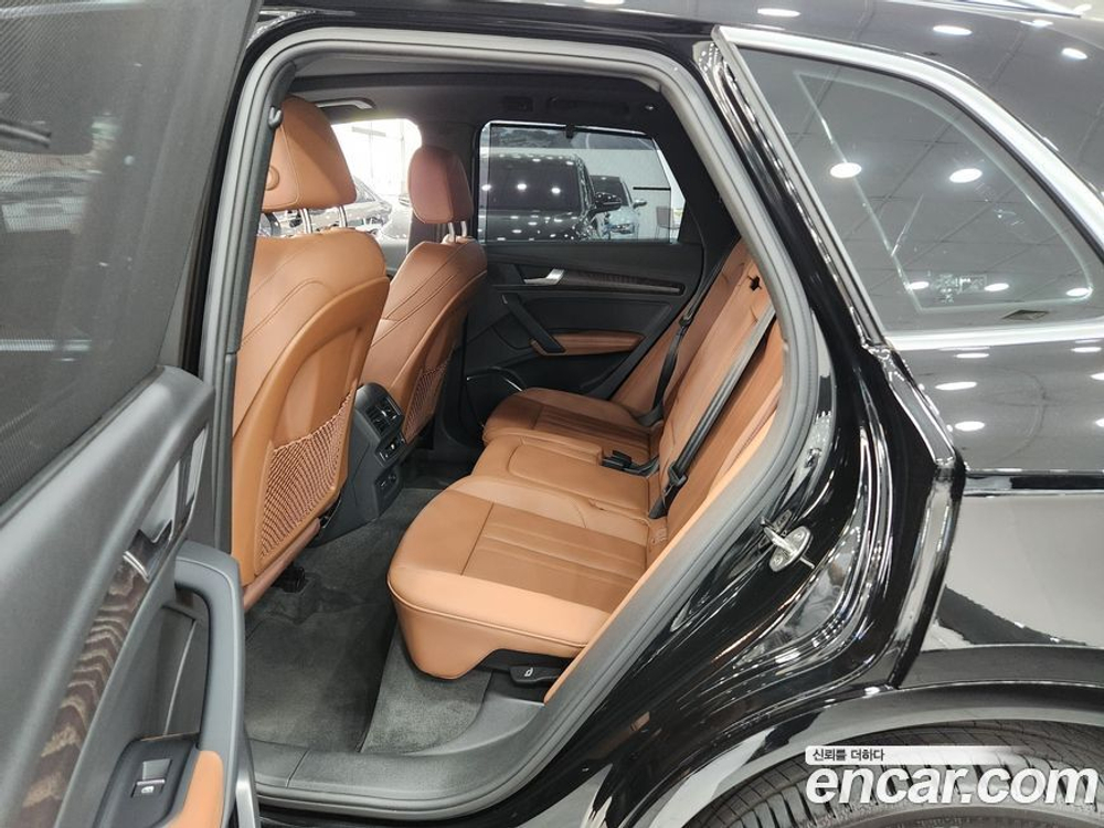 Audi Q5 (FY) 45 TFSI Quattro Premium (12.2023)