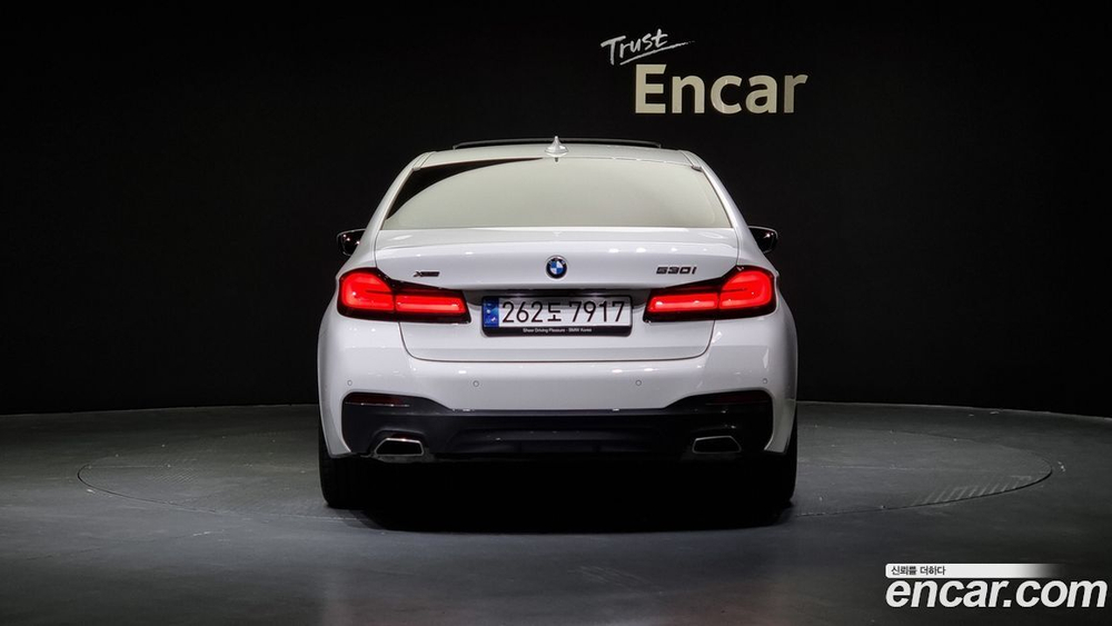 BMW 5 Series (G30) 530i xDrive M Sports (08.2022)