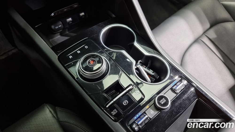 Kia K5 (Optima) Hybrid 3 Generation Prestige (04.2021)