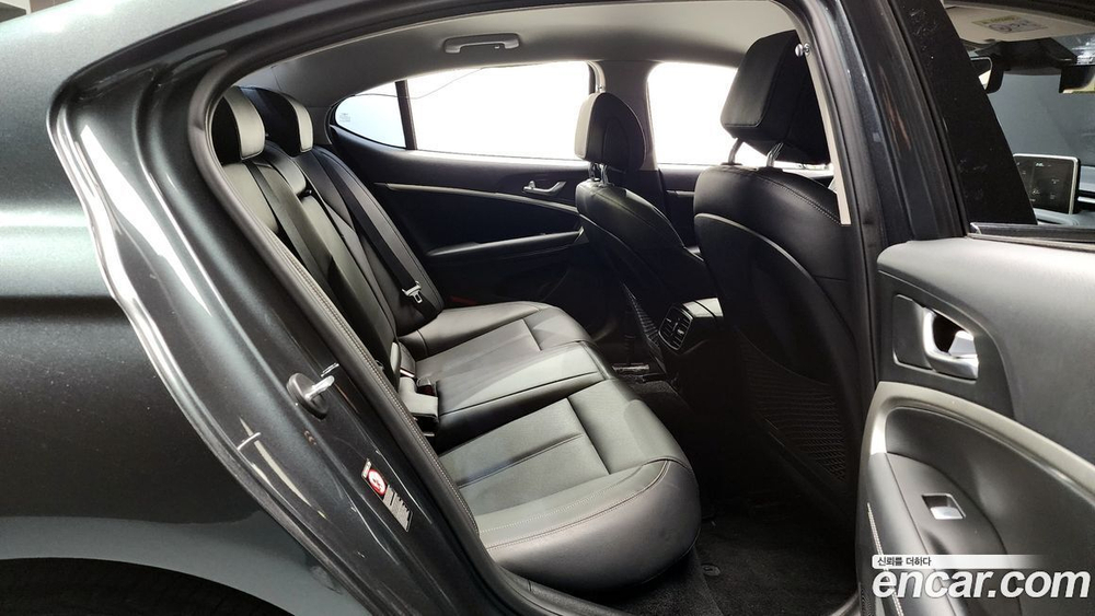 Genesis G70 2.0T AWD (08.2020)