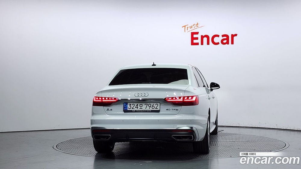 Audi A4 (B9) 40 TFSI Premium (03.2021)