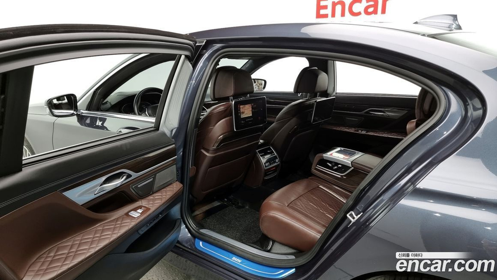 BMW 7 Series (G11) 730Ld xDrive Design Pure Excellence (09.2020)