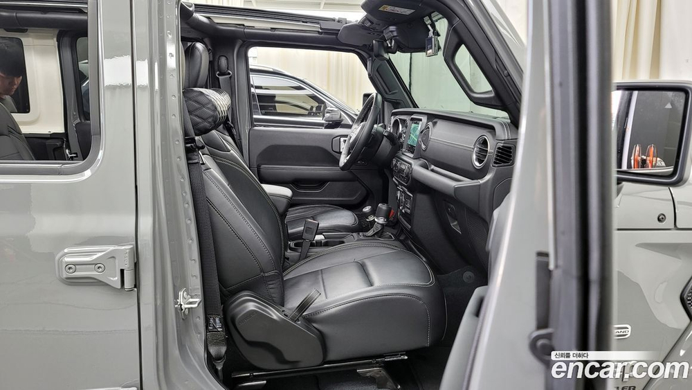 Jeep Wrangler (JL) 2.0 Overland Power Top 4 двери (06.2023)