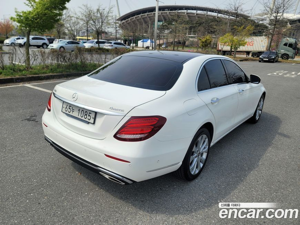 Mercedes-Benz E-Class W213 E300 4MATIC Exclusive (08.2019)