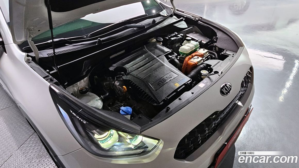 Kia The New Niro 1.6 HEV (09.2020)