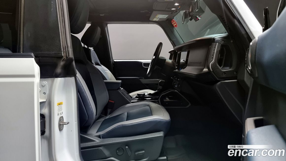 Ford Bronco 6 Generation 2.7 Outer Banks (12.2022)