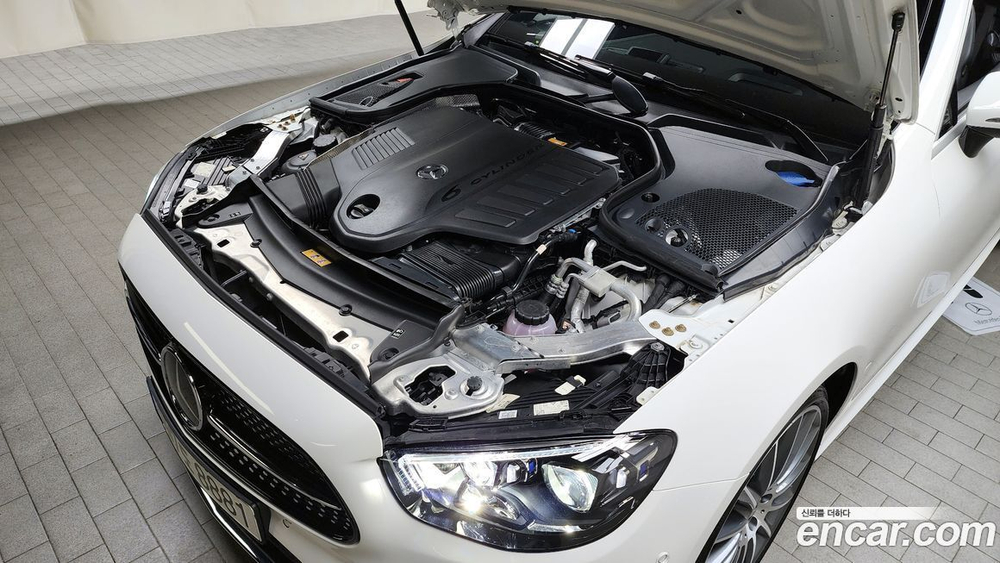 Mercedes-Benz E-Class W213 E450 4MATIC Cabriolet (06.2021)