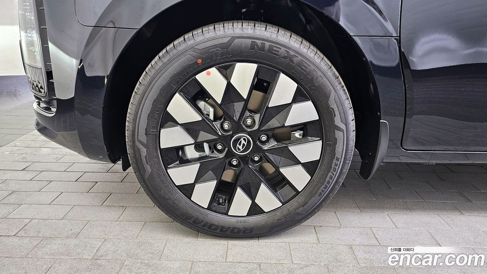 Hyundai Staria HEV 1.6 Lounge 7-и местный (04.2024)