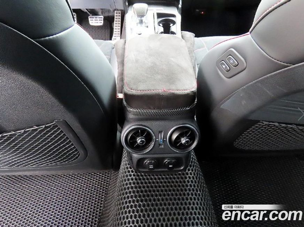 Kia Stinger Meister 3.3 GT 아크로 Editions (10.2021)