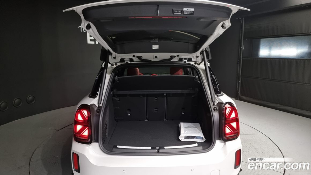 Mini Cooper S Countryman JCW (11.2023)