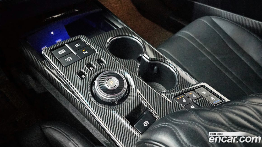 Kia K8 Hybrid Noblesse (10.2021)
