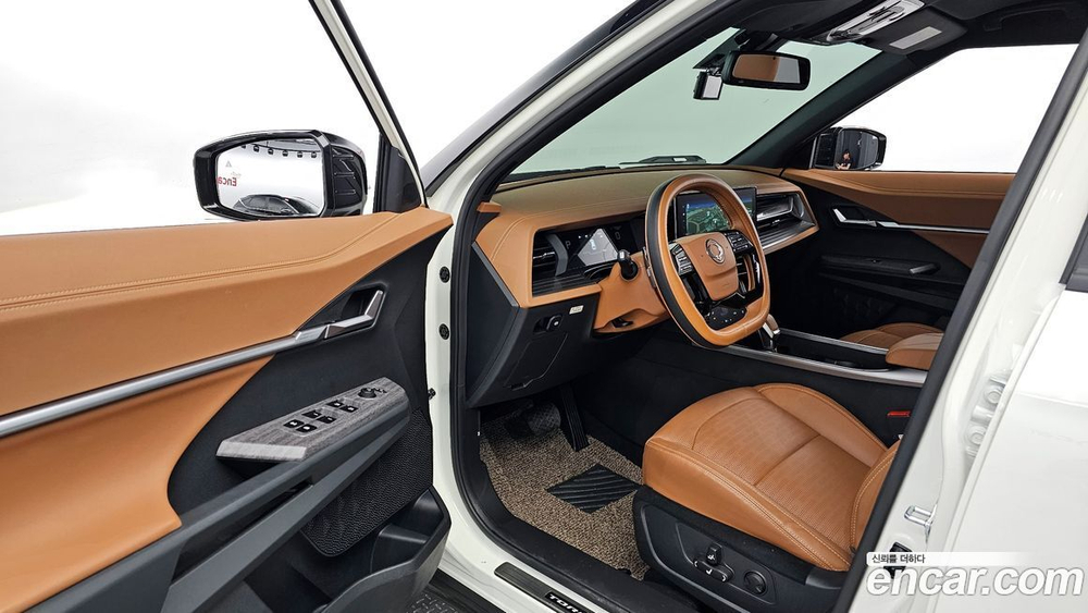 KG Mobility (Ssangyong) Torres Бензин 1.5 2WD (08.2023)